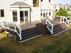 Decks St. Louis, MO Azek Decking with White Vinyl Railing