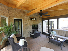 Screened & Covered Deck in St. Louis, MO